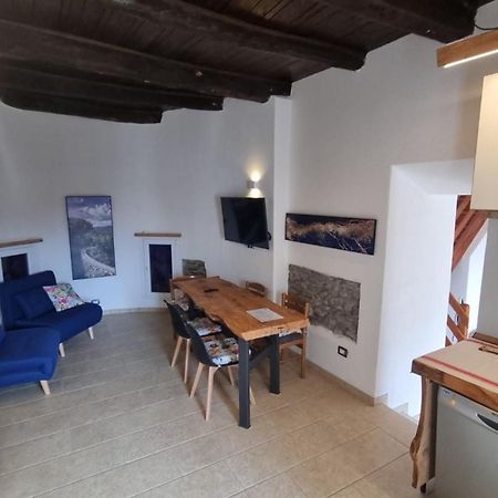 Il Rustico Villa Maccagno ภายนอก รูปภาพ